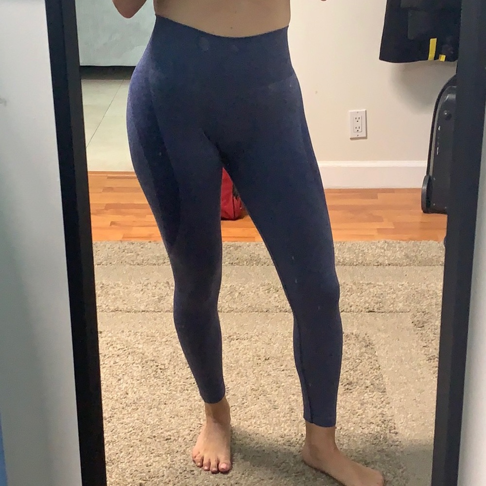 NVGTN high waisted contour leggings size Medium like NEW.